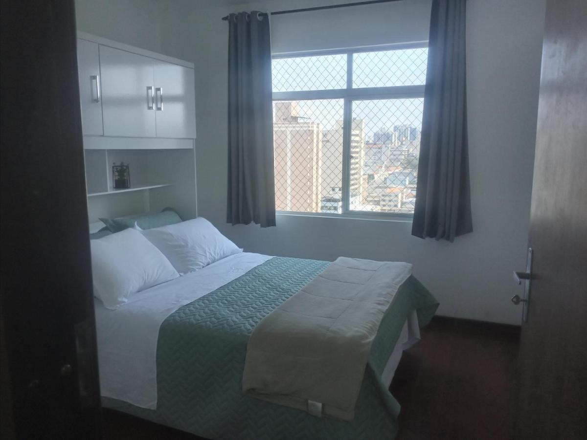 Apartamento funcional e confortável em Curitiba Exterior foto